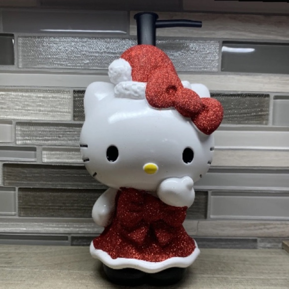 🎀🎄Hello Kitty Glitter Sparkle Dress Holiday Soap Dispenser